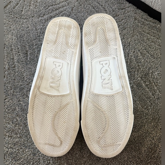 Pony Men’s White Sneakers with Green Stripe | Size 12 - Picture 4 of 5